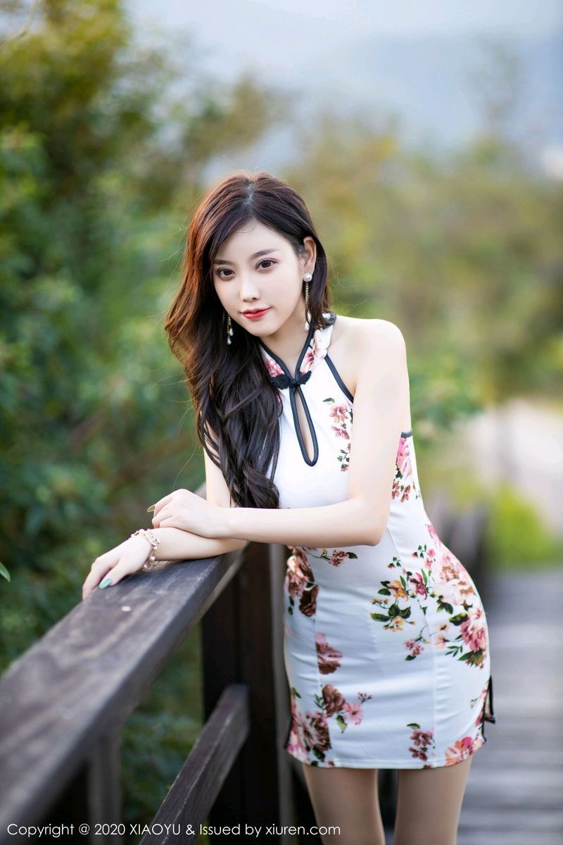 语画界性感女神杨晨晨sugar古典韵味旗袍玉足诱惑极致写真