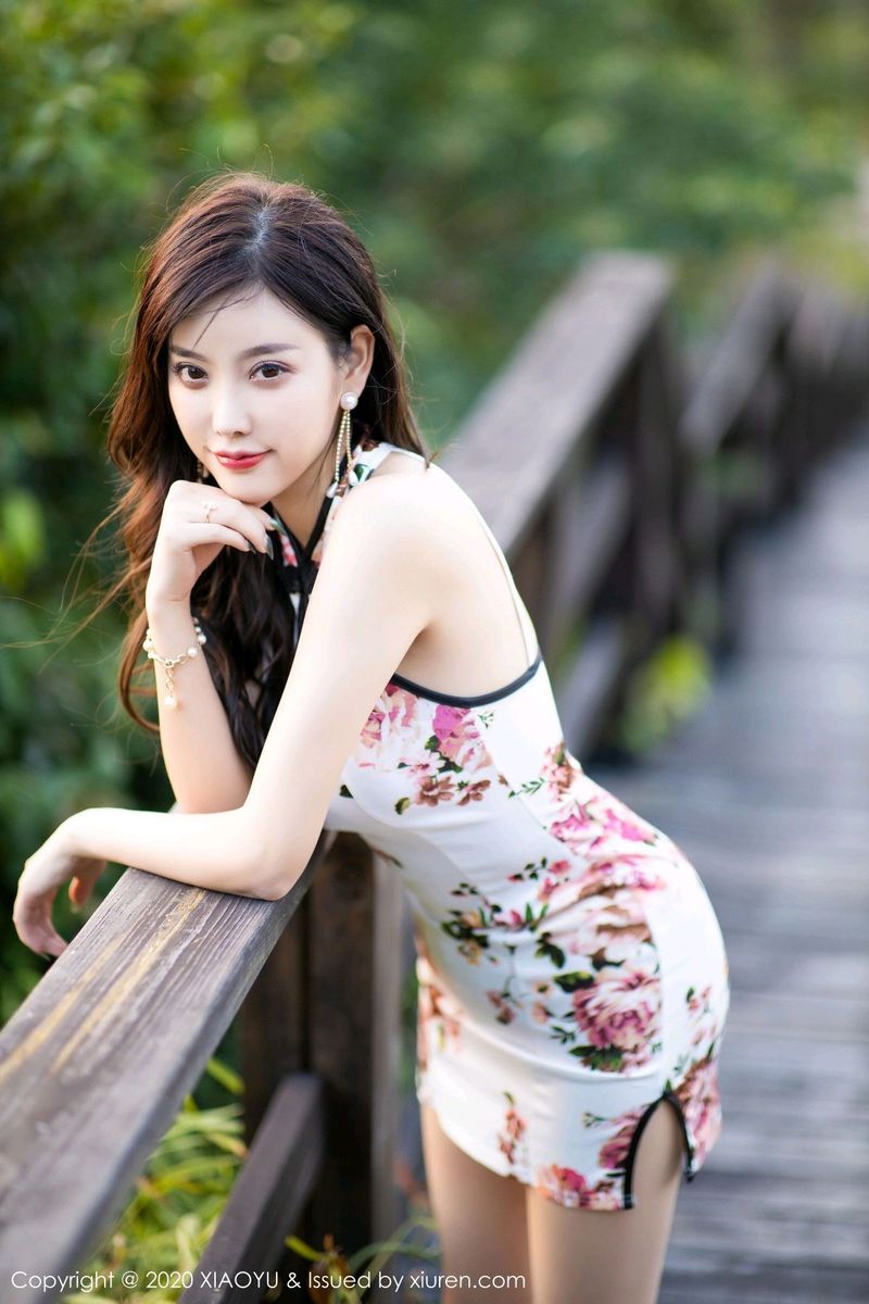 语画界性感女神杨晨晨sugar古典韵味旗袍玉足诱惑极致写真