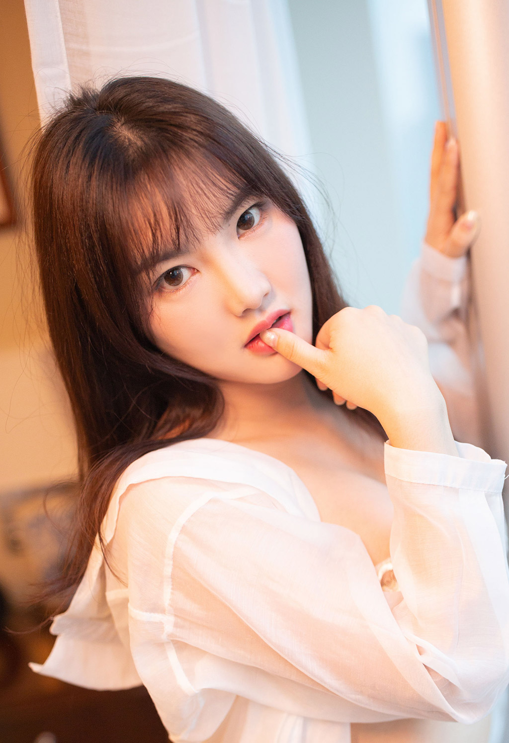 小家碧玉般的性感小仓鼠酥胸软腰