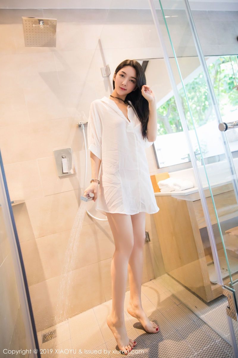 语画界性感女神Angela小热巴丝袜美腿浴室湿身诱惑系列写真