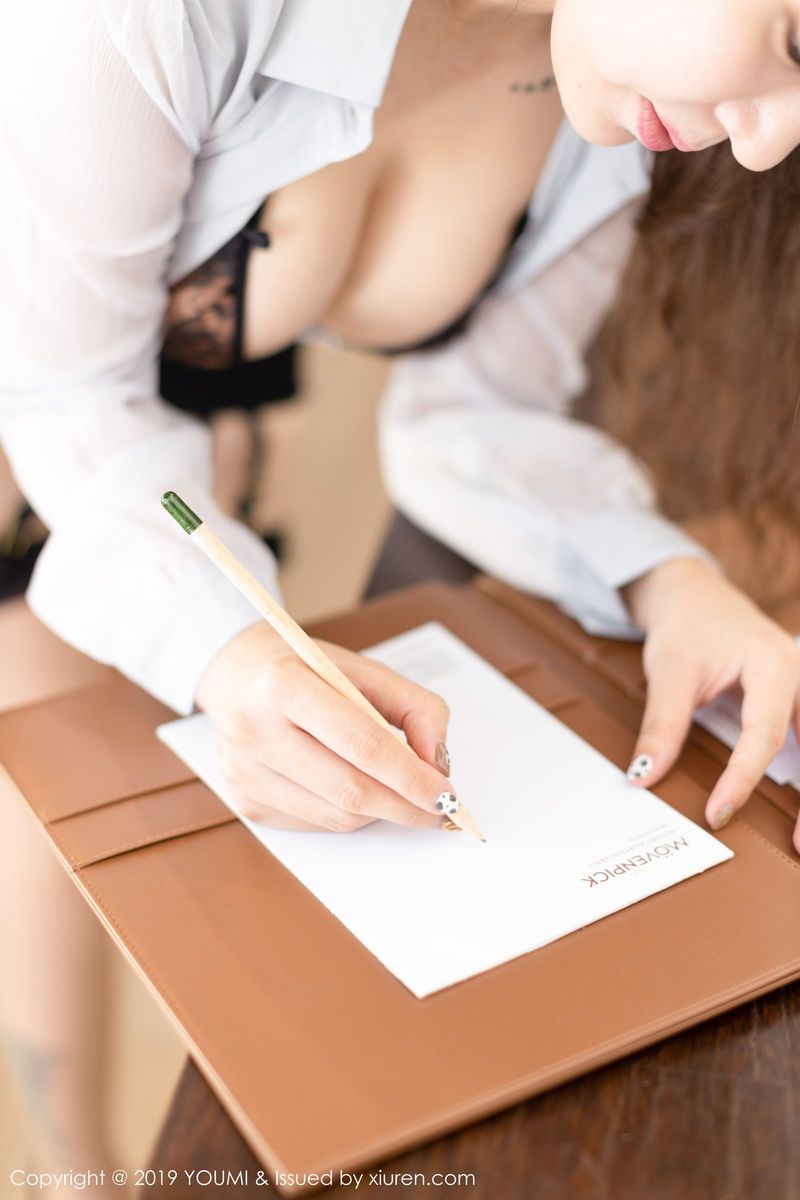 尤蜜荟性感女神王雨纯酒店女管家剧情系列马尔代夫旅拍