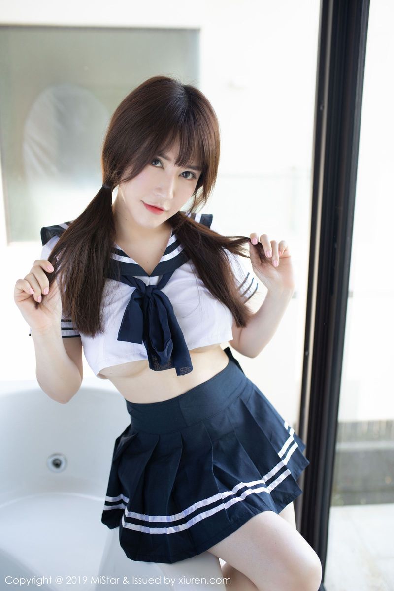 魅妍社新人模特夏希子双马尾清纯校服系列首套大尺度写真