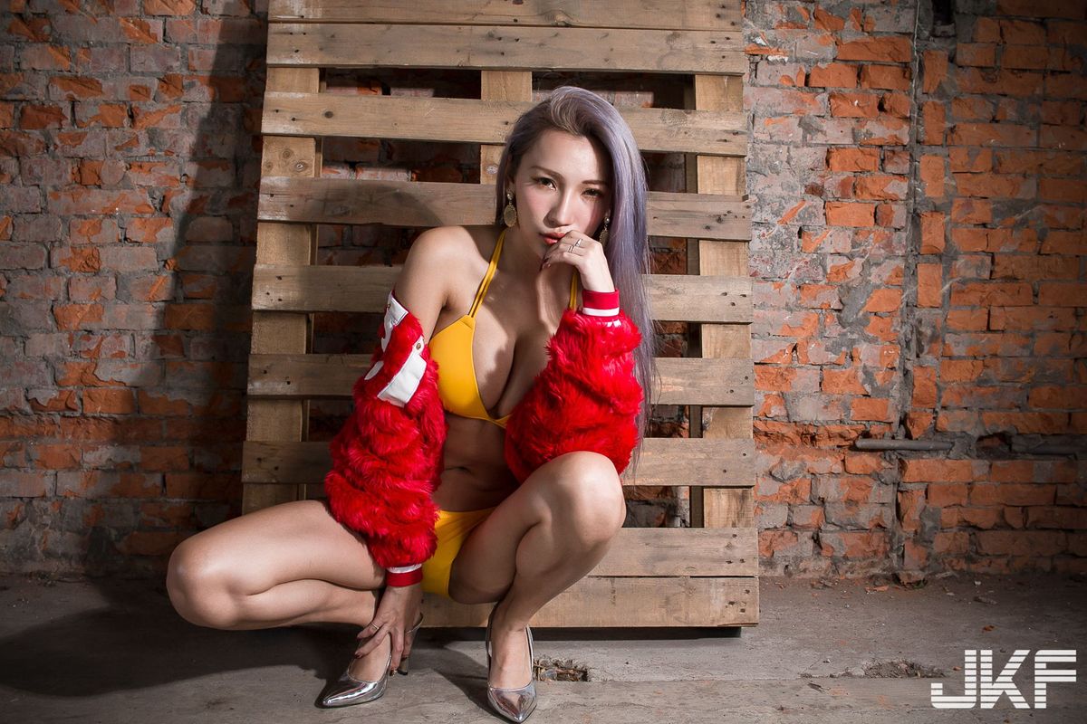 JKF美女模特韵韵34G火辣身材波涛胸涌内衣诱惑福利写真