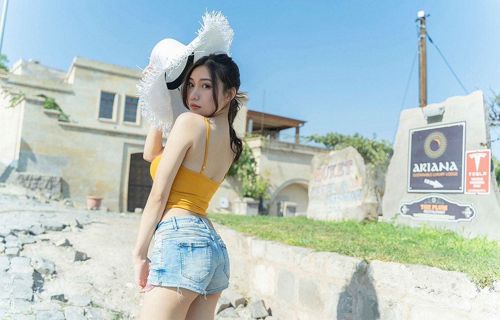 小狐狸Kathryn清新的女友魅惑小妖精