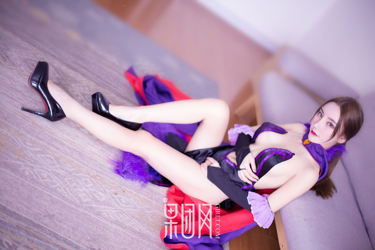 果团网性感女神周于希dummy护士装扮内衣诱惑妖艳冰冷写真