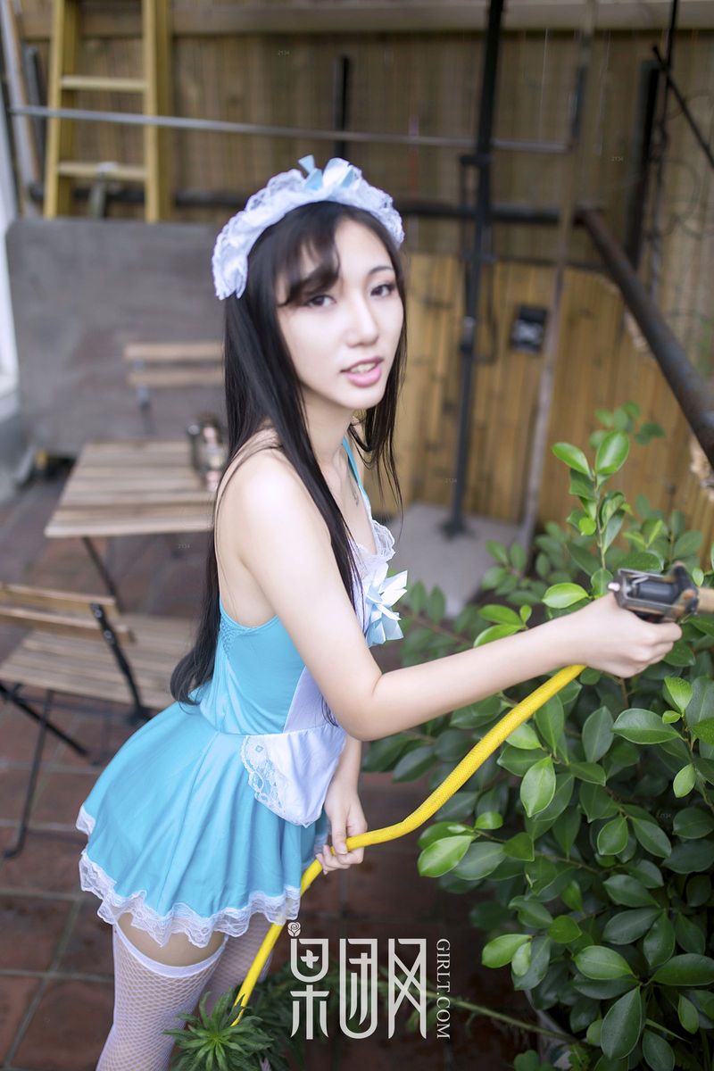 果团网美女模特宓兔兔er女仆制服诱惑完美身材性感撩人写真