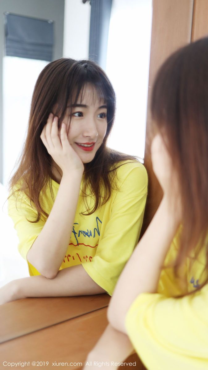 秀人网美女模特艺儿拿铁室外小清新主题系列泰国养眼旅拍