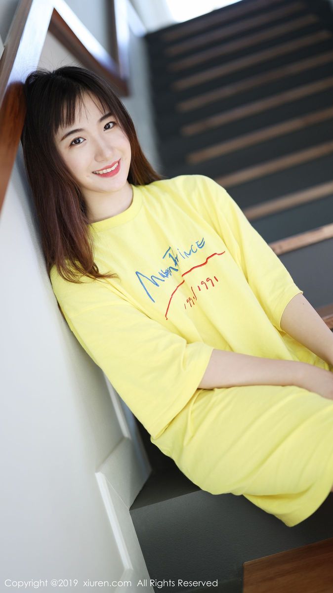 秀人网美女模特艺儿拿铁室外小清新主题系列泰国养眼旅拍