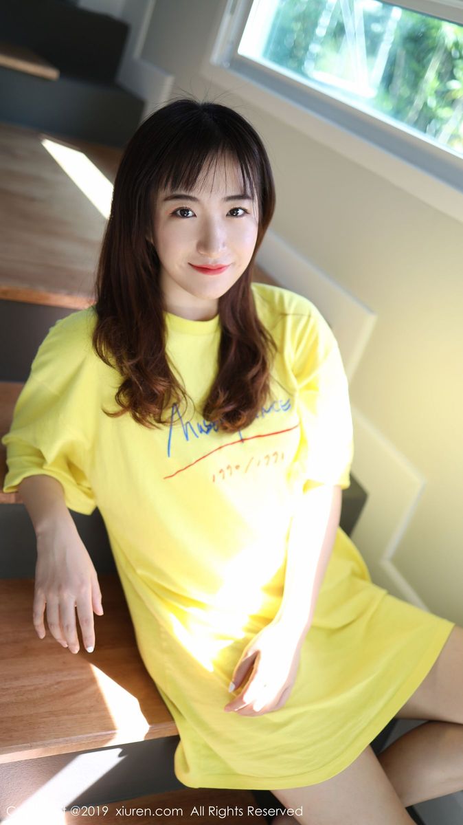 秀人网美女模特艺儿拿铁室外小清新主题系列泰国养眼旅拍