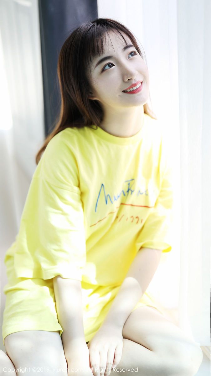 秀人网美女模特艺儿拿铁室外小清新主题系列泰国养眼旅拍