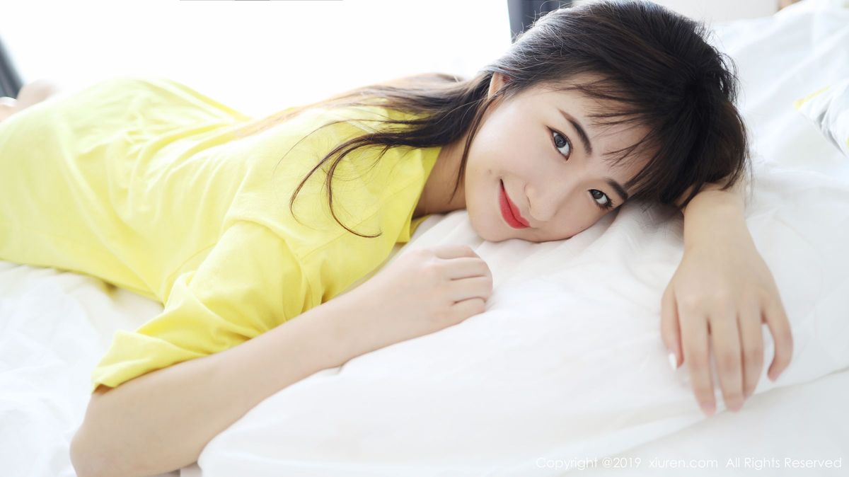 秀人网美女模特艺儿拿铁室外小清新主题系列泰国养眼旅拍