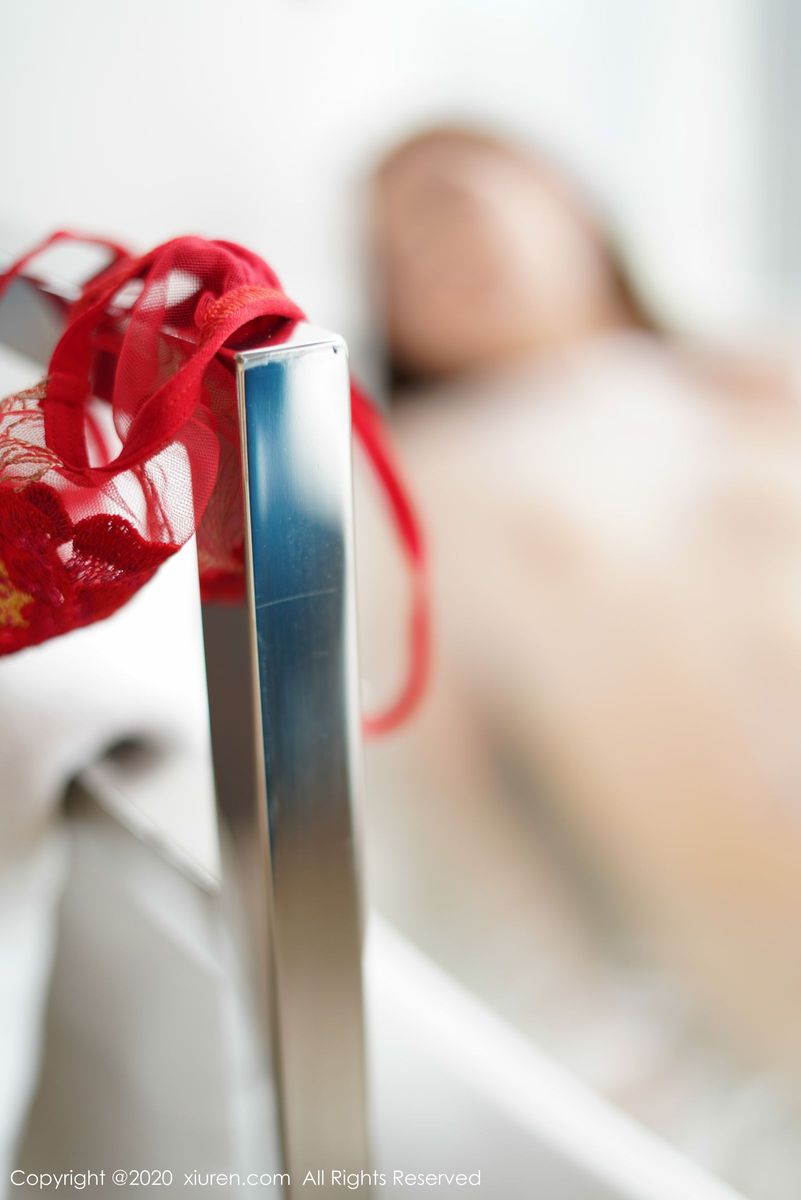 秀人网性感女神沈梦瑶肉色透视连体装湿身诱惑新图写真