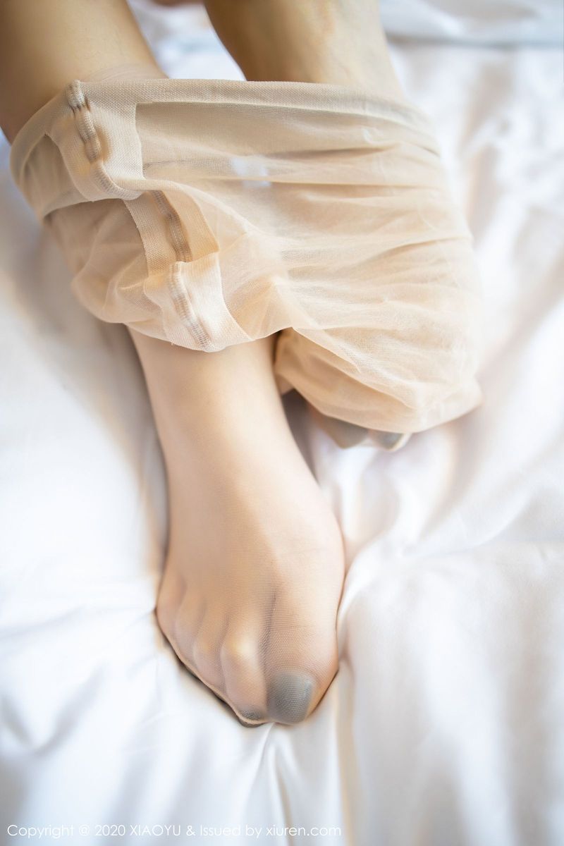 语画界性感美女安琪Yee曼妙身材丝袜美腿内衣诱惑极致写真