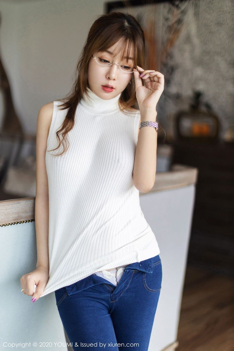 尤蜜荟性感女神王雨纯丝袜美腿职场OL装扮普吉岛足量旅拍