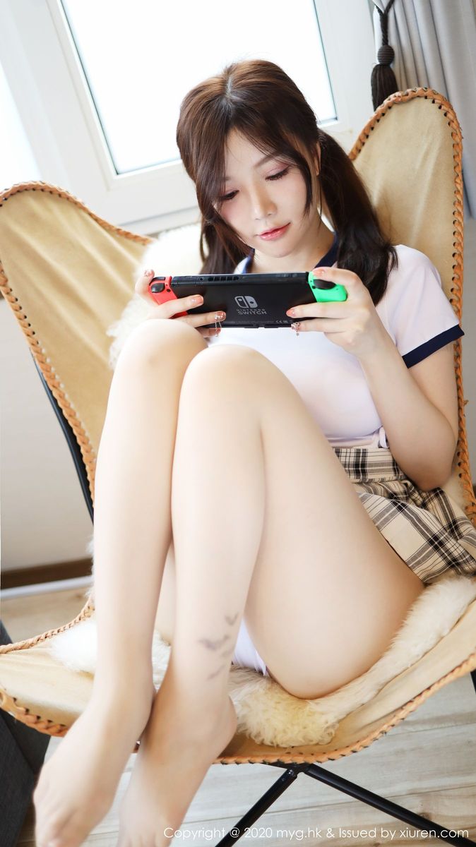 美媛馆性感女神糯美子Mini双马尾肥臀爆乳大尺度日本旅拍