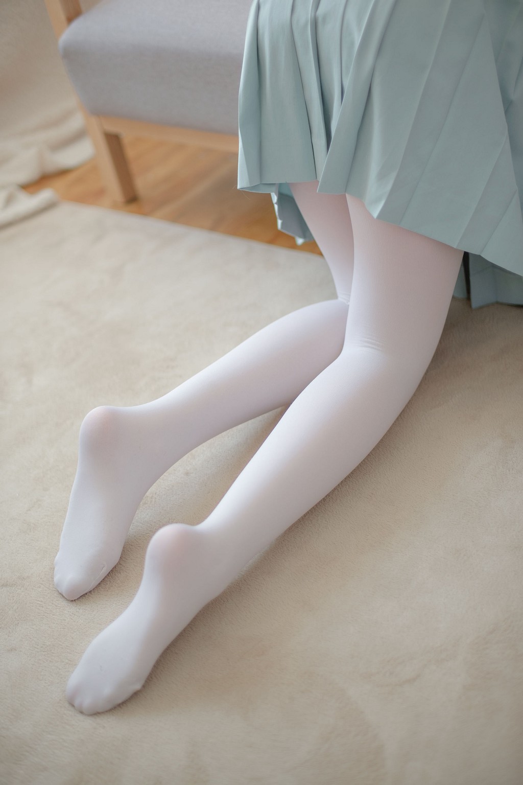 《水嫩白丝》 [森萝财团] R15-003 写真集[94P]