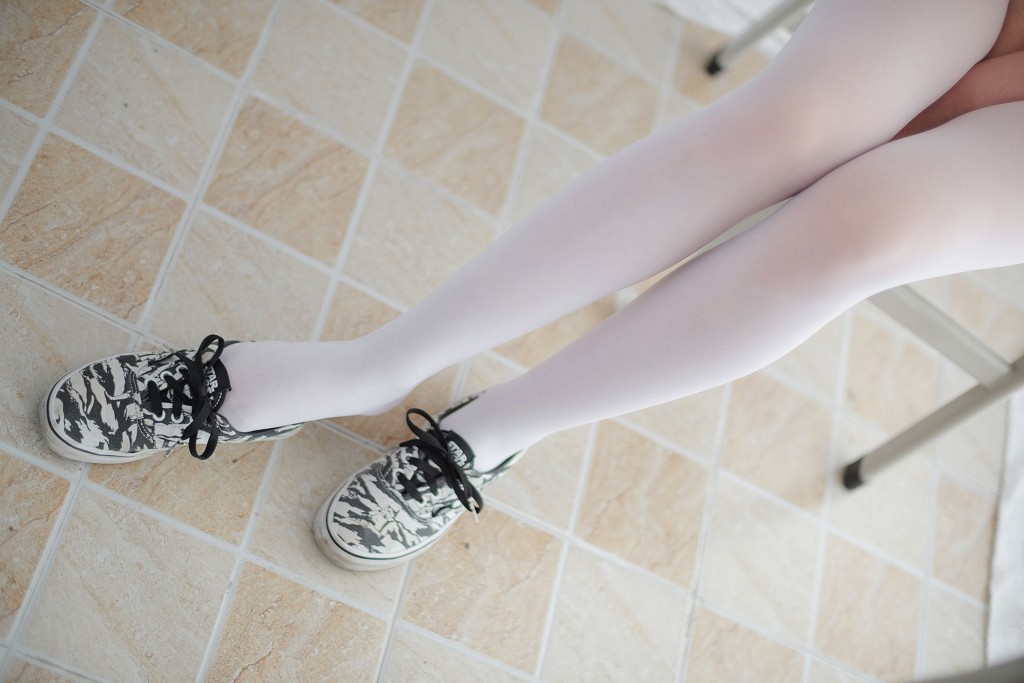 《JK白丝诱惑》 [森萝财团] R15-005 写真集[85P]