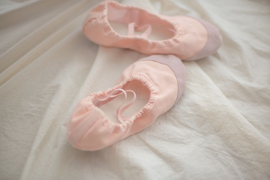 《白丝粉红少女》 [森萝财团] R15-012 写真集[84P]