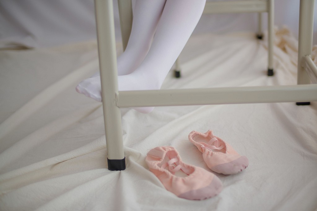 《白丝粉红少女》 [森萝财团] R15-012 写真集[84P]