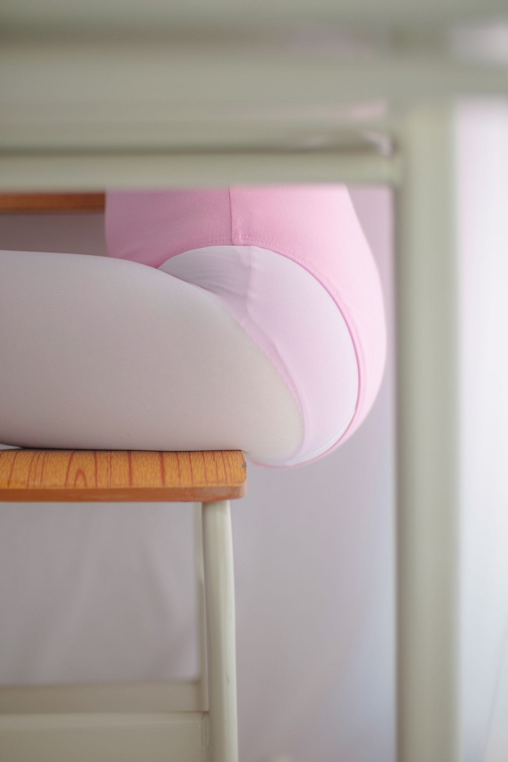 《白丝粉红少女》 [森萝财团] R15-012 写真集[84P]