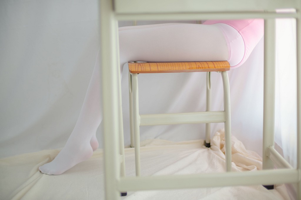 《白丝粉红少女》 [森萝财团] R15-012 写真集[84P]