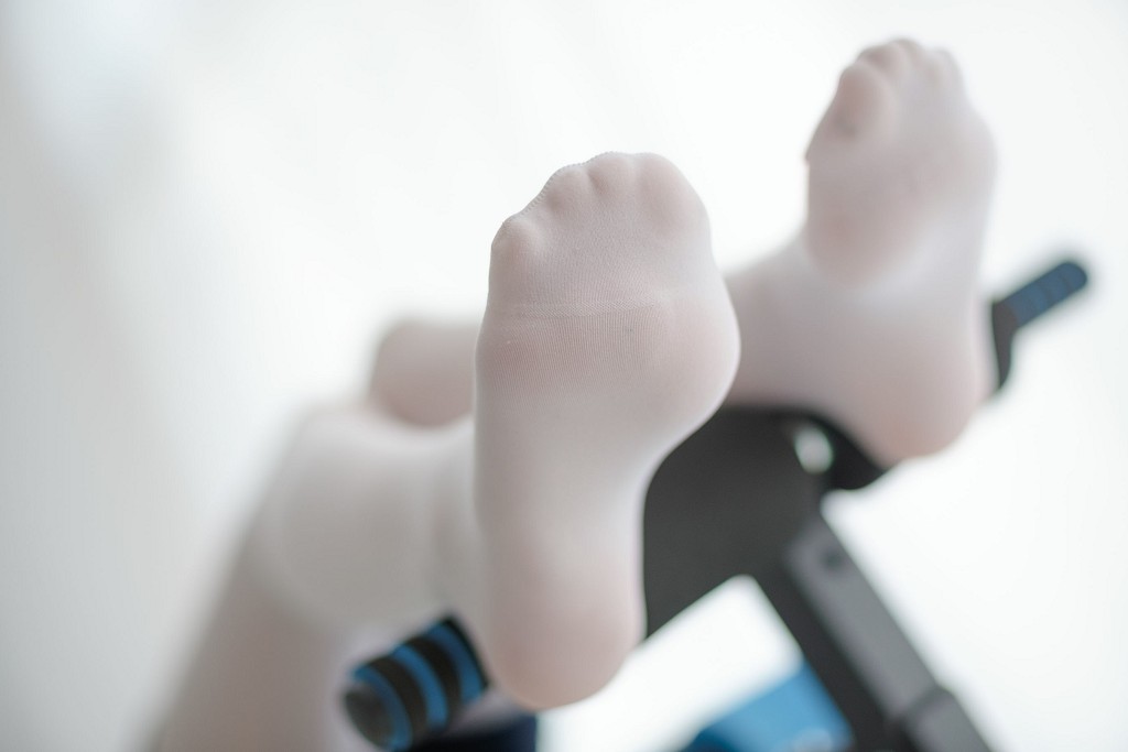 《白丝运动少女》 [森萝财团] R15-013 写真集[85P]