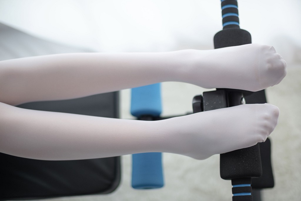 《白丝运动少女》 [森萝财团] R15-013 写真集[85P]