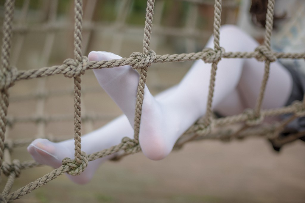 《白丝妹妹游园》 [森萝财团] R15-014 写真集[99P]