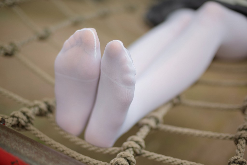 《白丝妹妹游园》 [森萝财团] R15-014 写真集[99P]