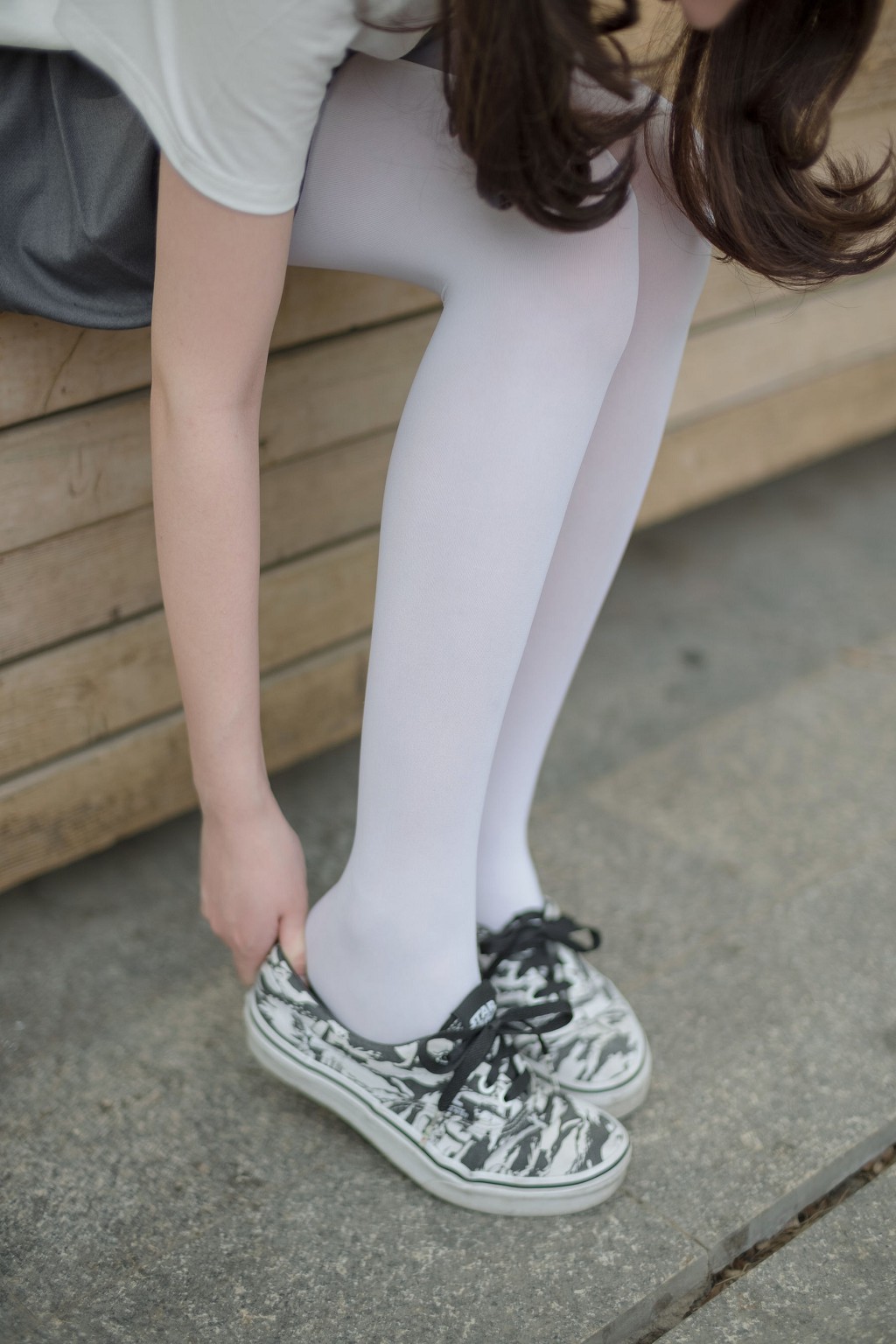 《白丝妹妹游园》 [森萝财团] R15-014 写真集[99P]