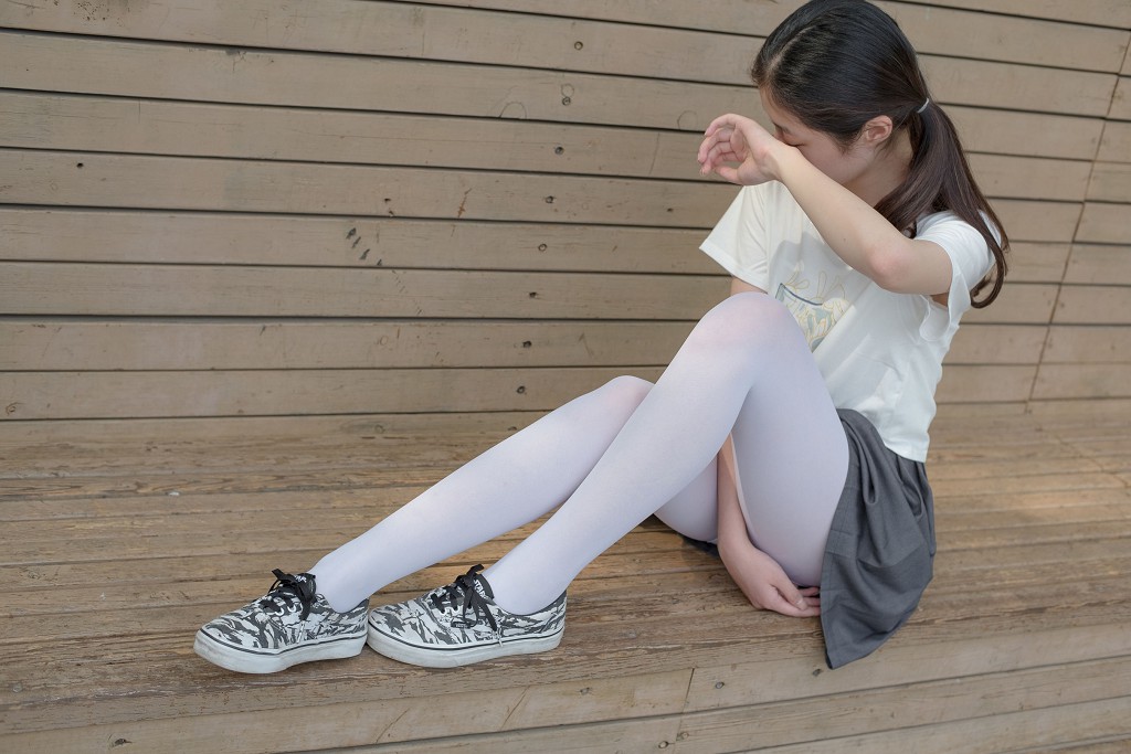 《白丝妹妹游园》 [森萝财团] R15-014 写真集[99P]