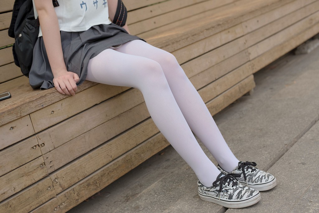 《白丝妹妹游园》 [森萝财团] R15-014 写真集[99P]