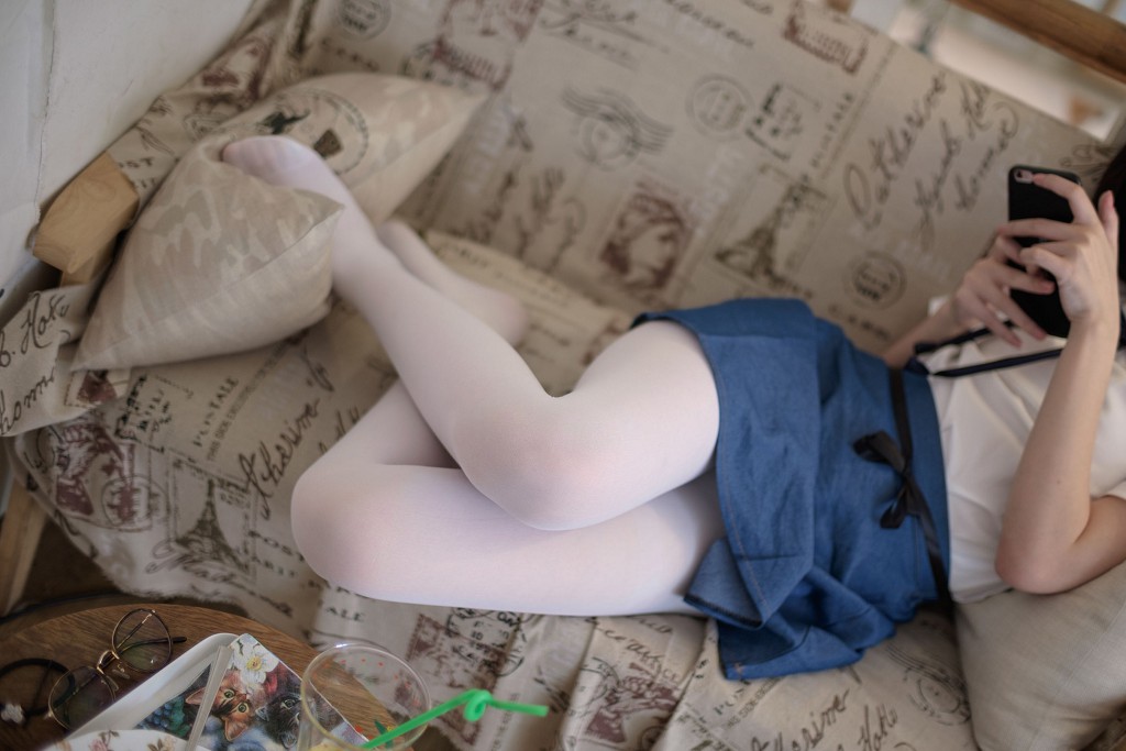 《无法控制的白丝情结》 [森萝财团] R15-021 写真集[71P]