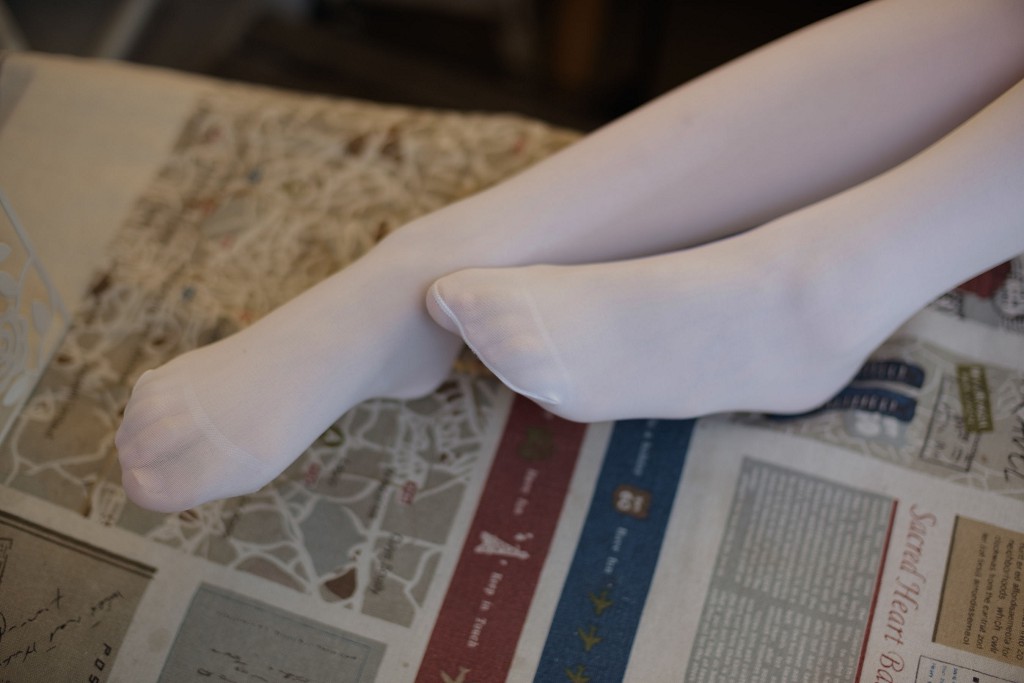 《无法控制的白丝情结》 [森萝财团] R15-021 写真集[71P]