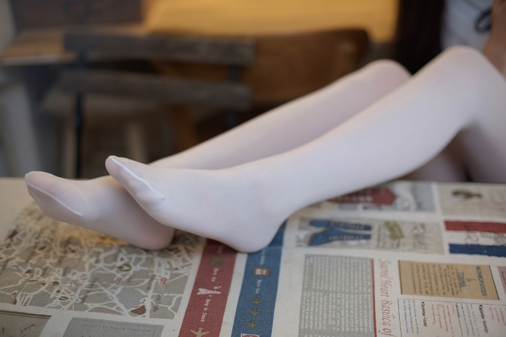 《无法控制的白丝情结》 [森萝财团] R15-021 写真集[71P]