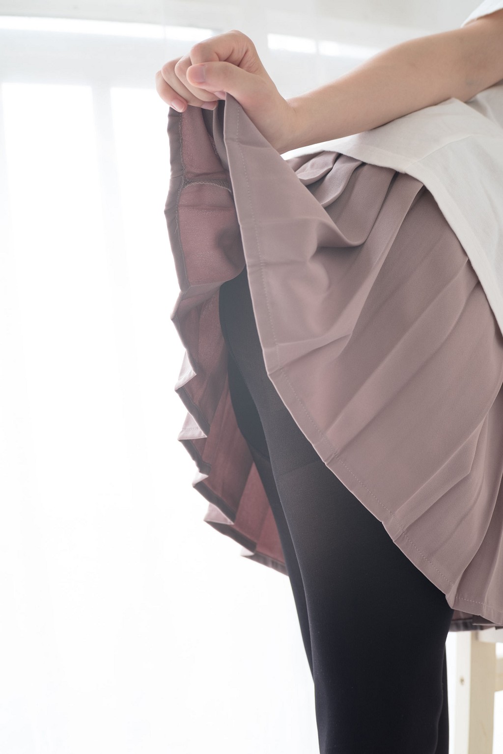 《慢慢脱下你的黑丝》 [森萝财团] R15-029 写真集[78P]