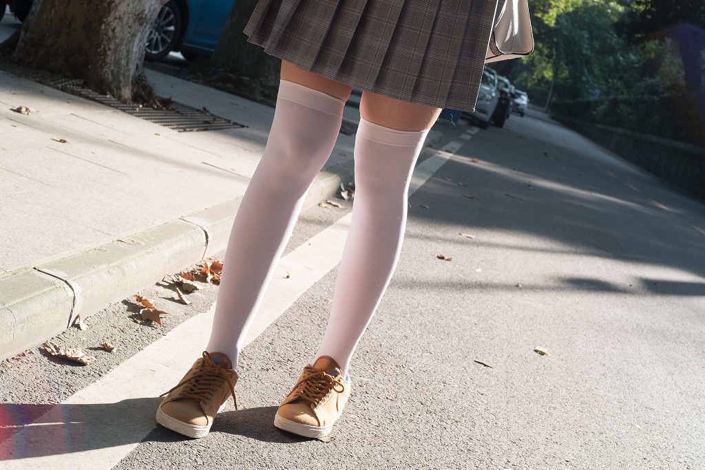 《湖边戏水白丝》 [森萝财团] R15-032 写真集[113P]