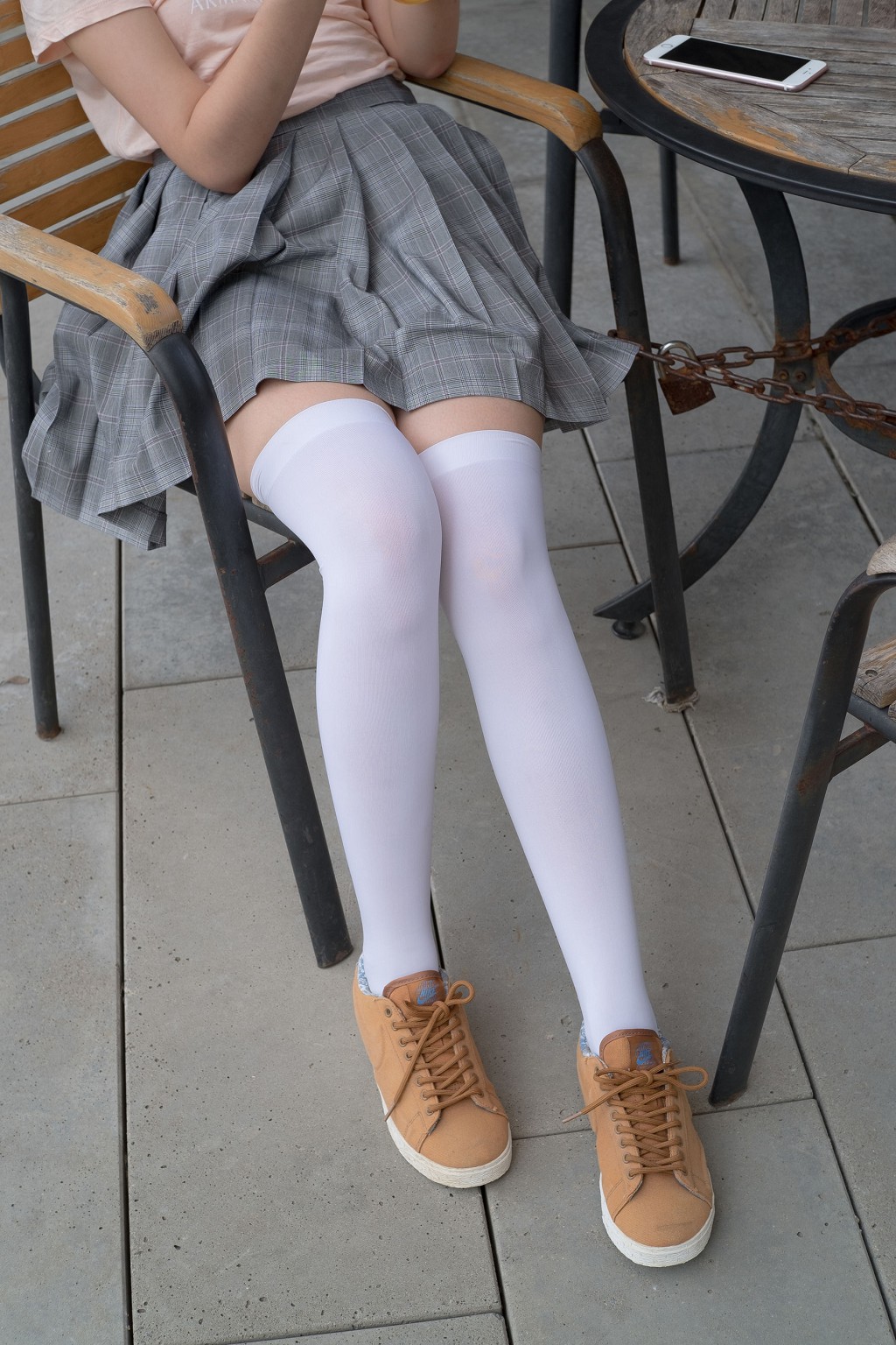 《湖边戏水白丝》 [森萝财团] R15-032 写真集[113P]