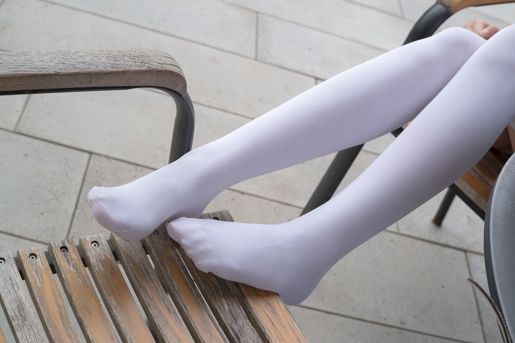 《湖边戏水白丝》 [森萝财团] R15-032 写真集[113P]