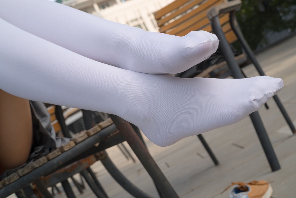 《湖边戏水白丝》 [森萝财团] R15-032 写真集[113P]