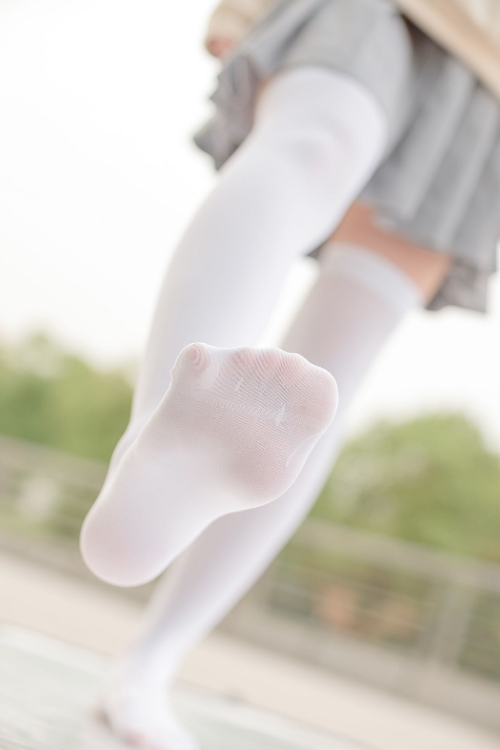 萝莉神楽坂真冬婚纱系列 写真套图