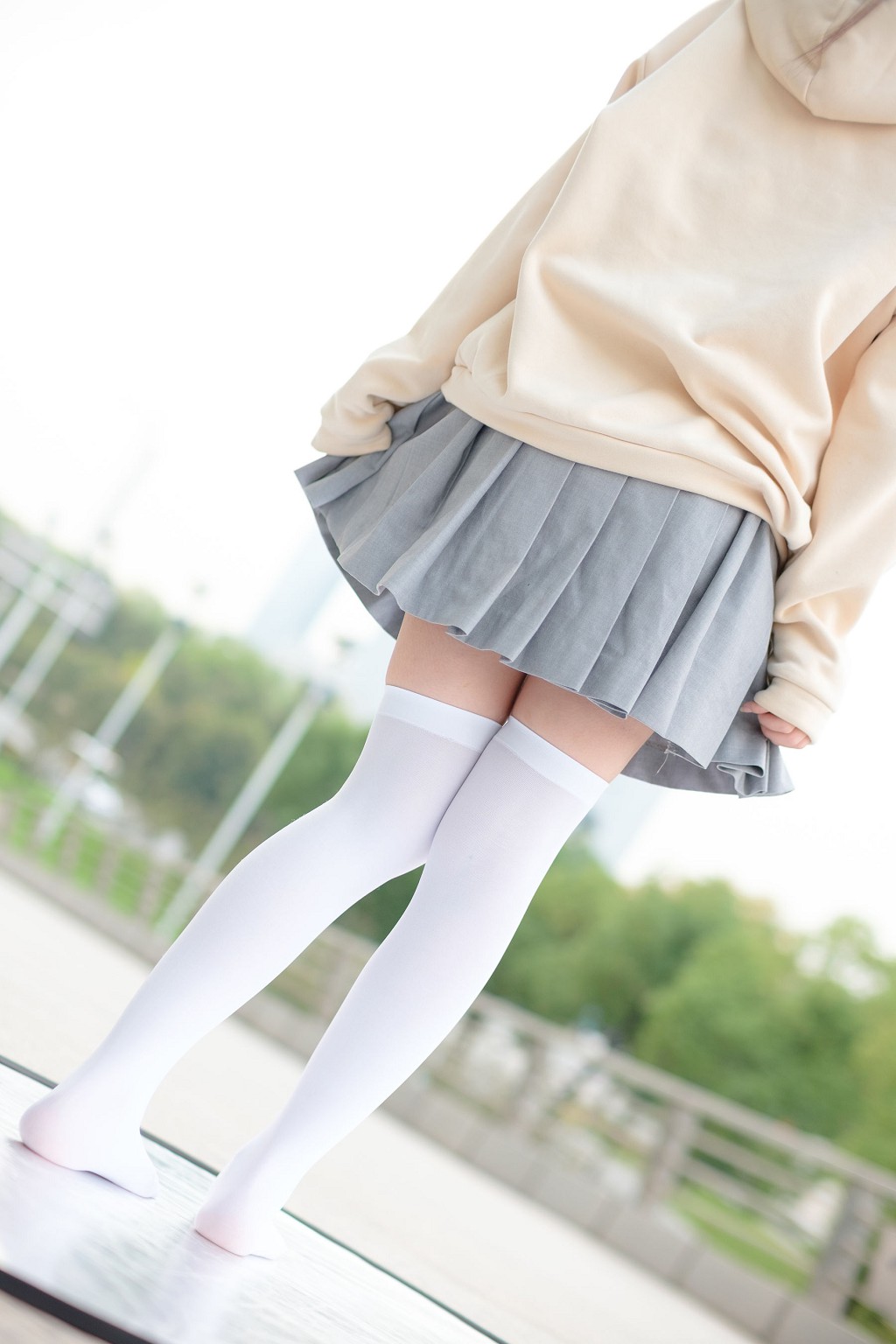 萝莉神楽坂真冬婚纱系列 写真套图