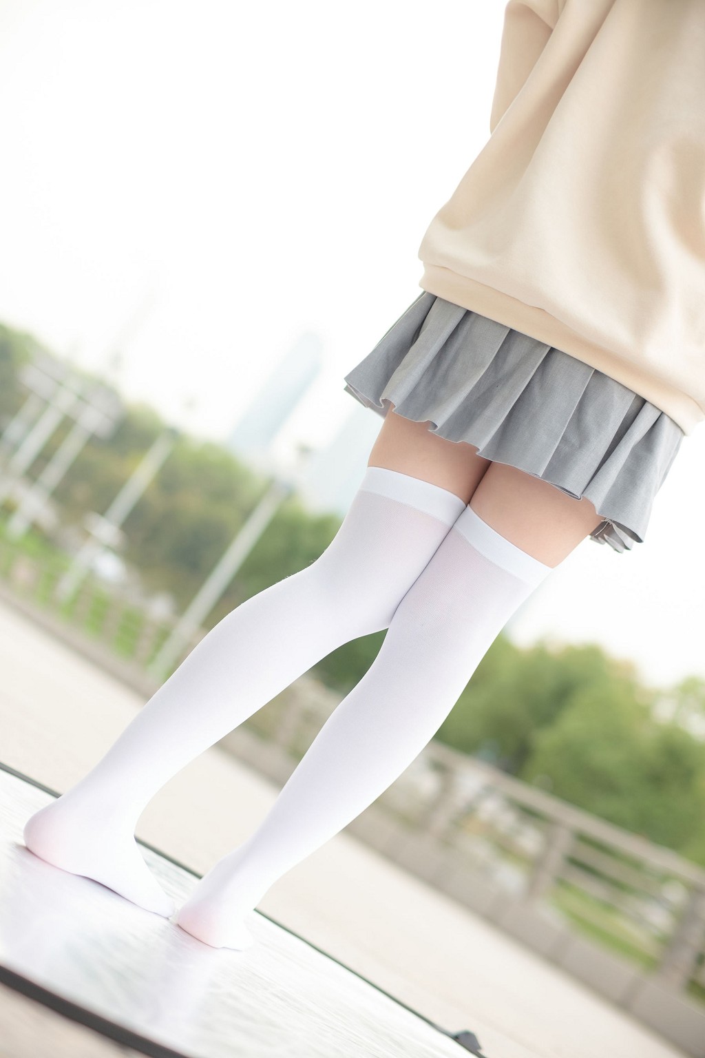 萝莉神楽坂真冬婚纱系列 写真套图