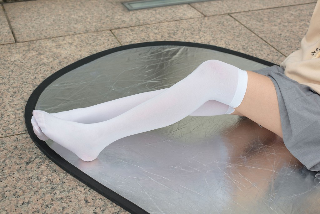 萝莉神楽坂真冬婚纱系列 写真套图