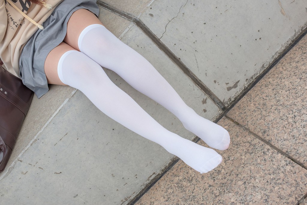 萝莉神楽坂真冬婚纱系列 写真套图