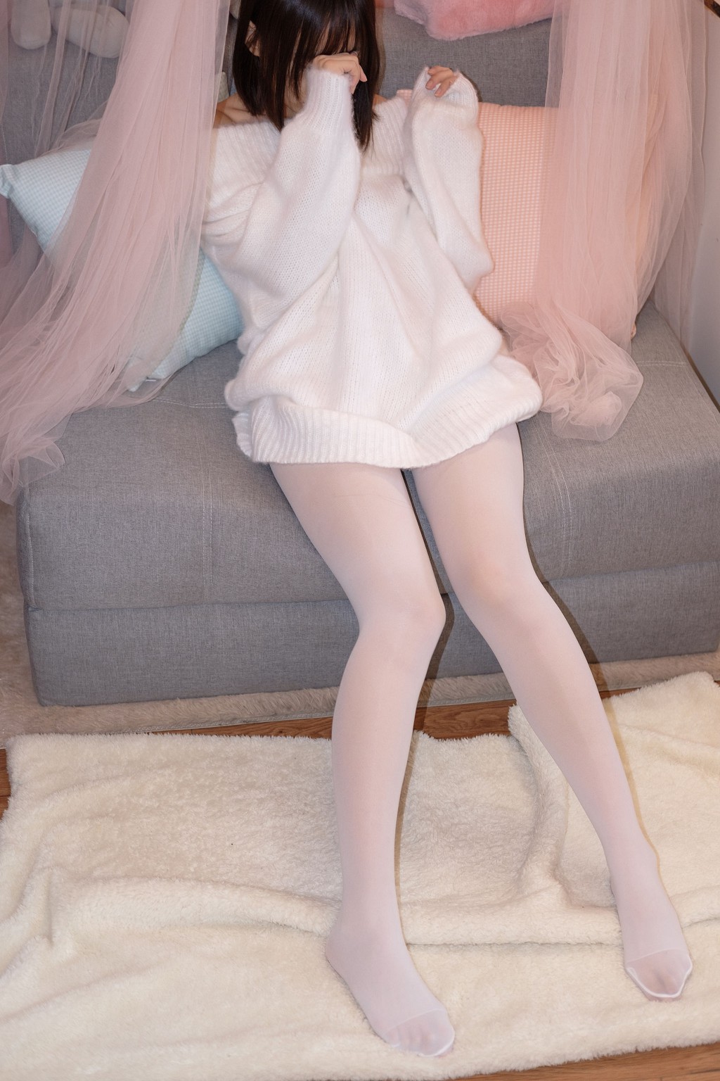 《白丝白毛衣》 [森萝财团] X-012 写真集[110P]