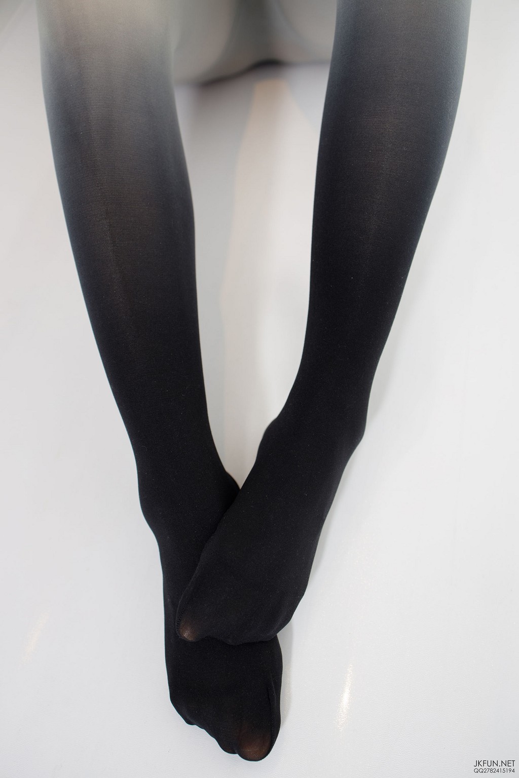 雪晴《COSPLAYER》 [森萝财团] JKFUN-004 写真集[123P]