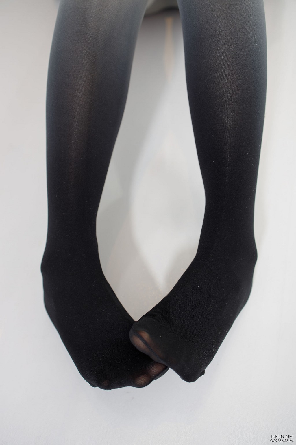 雪晴《COSPLAYER》 [森萝财团] JKFUN-004 写真集[123P]