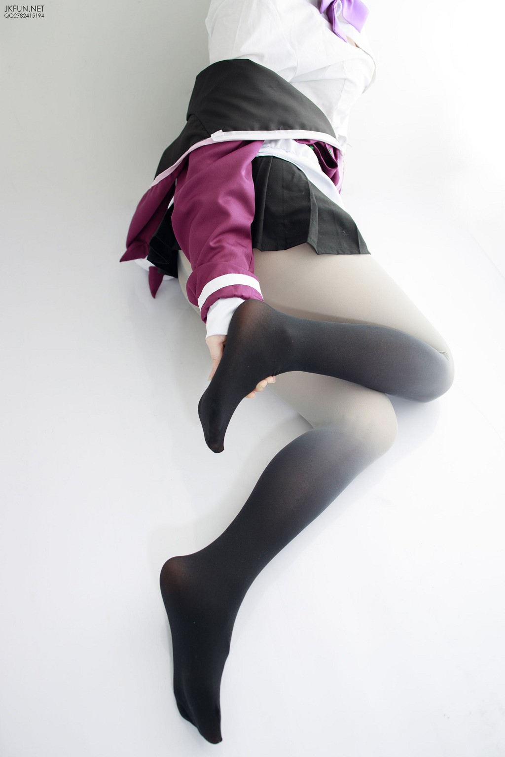 雪晴《COSPLAYER》 [森萝财团] JKFUN-004 写真集[123P]