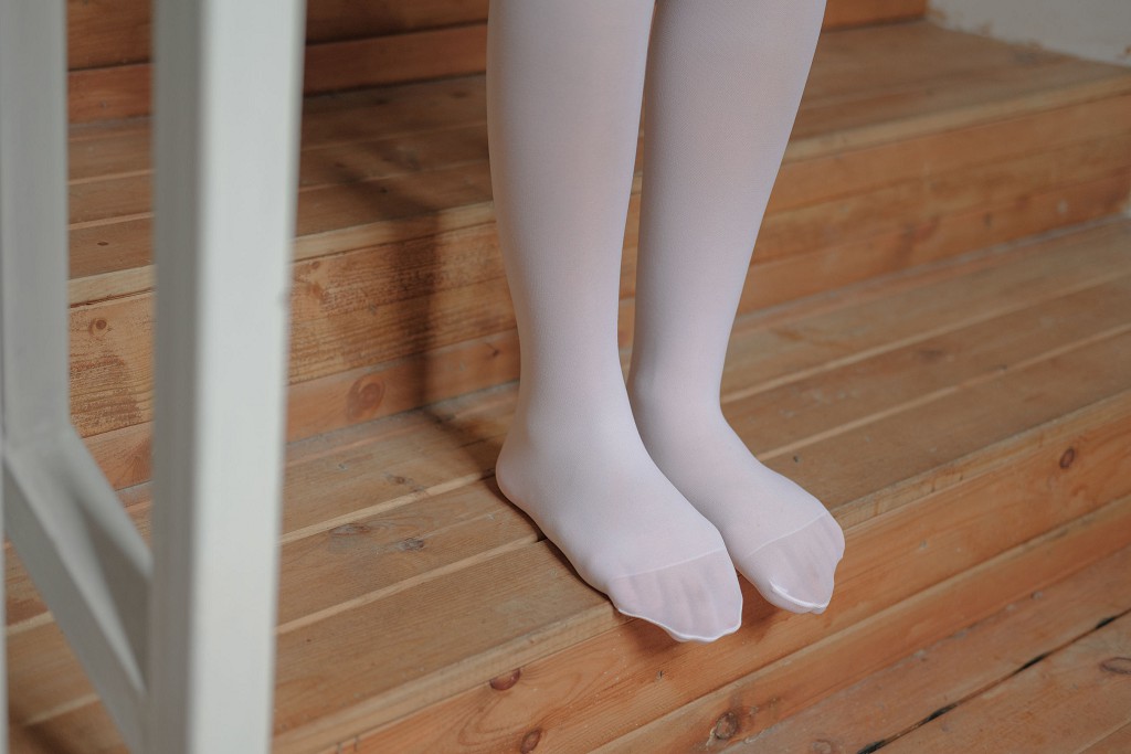 《猫系少女》 [森萝财团] X-031 写真集[88P]